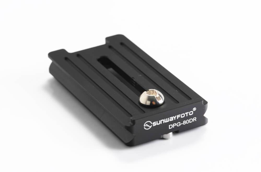 Sunwayfoto Sunwayfoto dpg-80dr raskkoblingsplate 80mm Arca Swiss med kantstöd