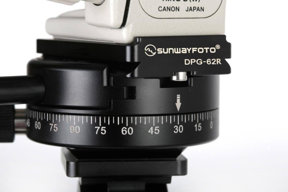 Sunwayfoto Sunwayfoto dpg-62r raskkoblingsplate 62mm Arca Swiss med kantstöd