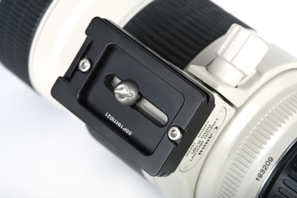 Sunwayfoto Sunwayfoto dpg-62r raskkoblingsplate 62mm Arca Swiss med kantstöd