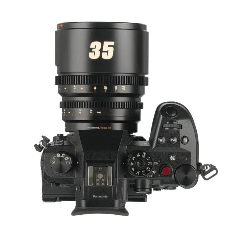 7Artisans 7Artisans 35mm T2.1 S35 Cine objektiv for Micro 4/3 – Perfekt for filmskaping