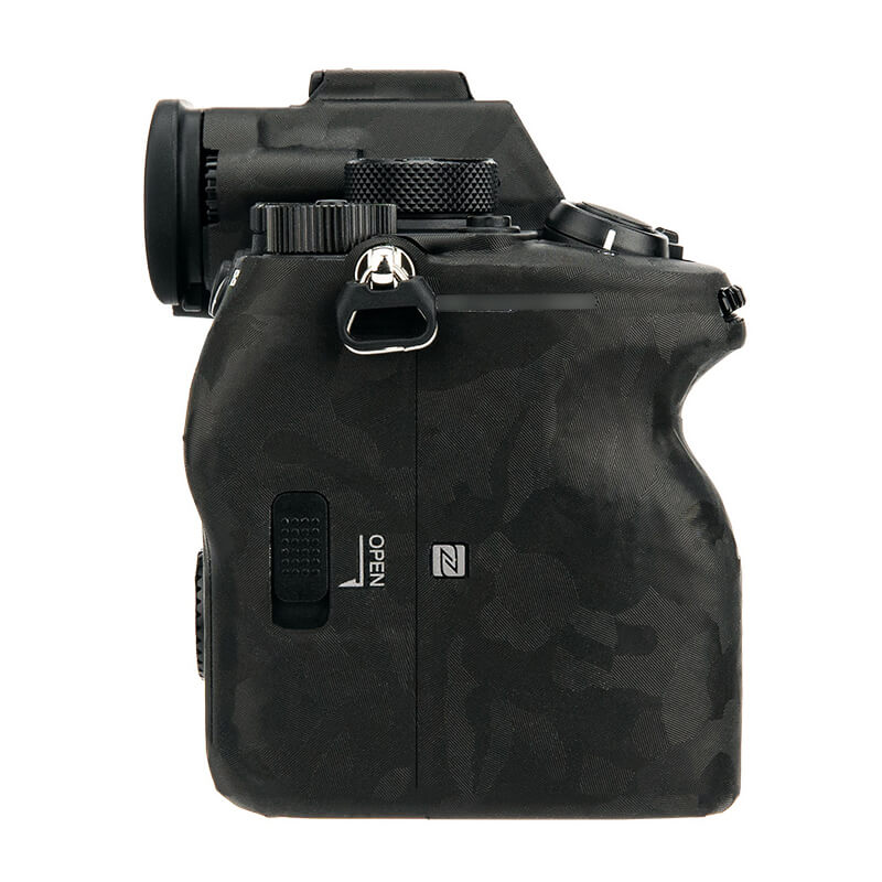 JJC JJC Skin for Sony A1- Svart kamuflasje
