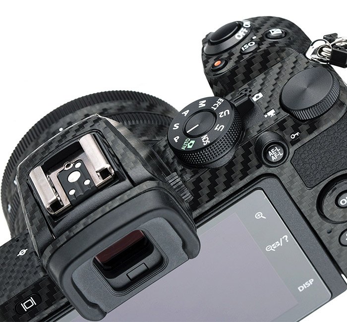 Kiwifotos Kiwifotos Skin for Nikon Z50 + 16-50mm objektiv - Sort karbonfiberfilm