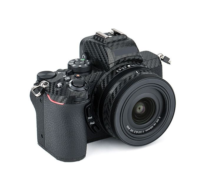 Kiwifotos Kiwifotos Skin for Nikon Z50 + 16-50mm objektiv - Sort karbonfiberfilm