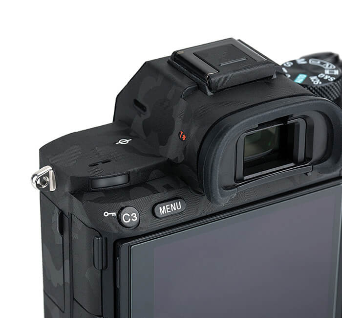 Kiwifotos Kiwifotos Skin til Sony a7 III, a7R III - Svart kamuflasje